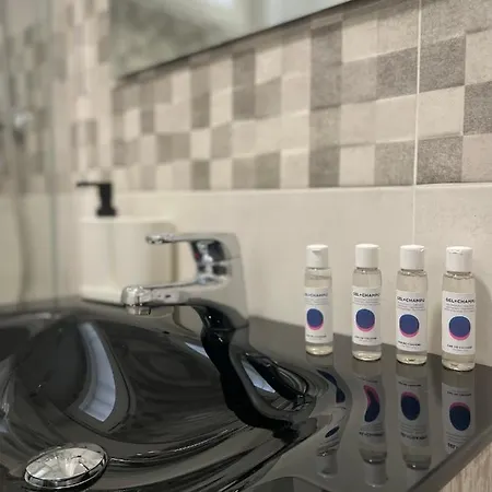 Lafrenchtouch - Relajante 1hab Con Piscina